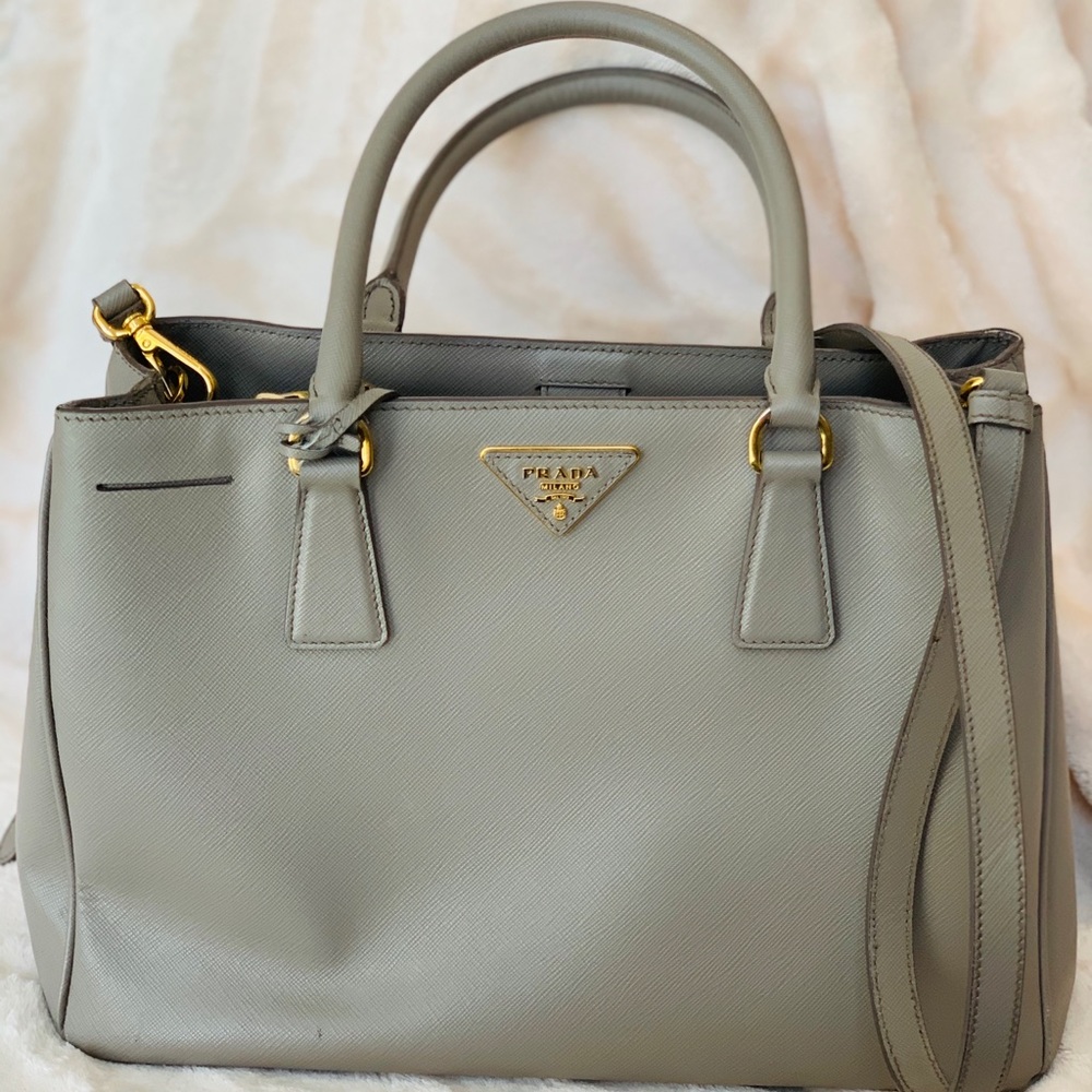 Prada Medium Double zip galleria tote in grey